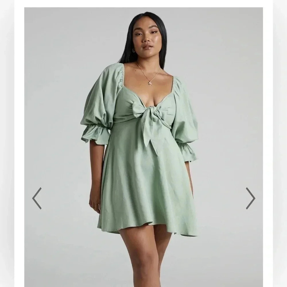 NEW Charlie Holiday Sonny Dress Puffed Sleeve Size Medium On or Off Shoulder